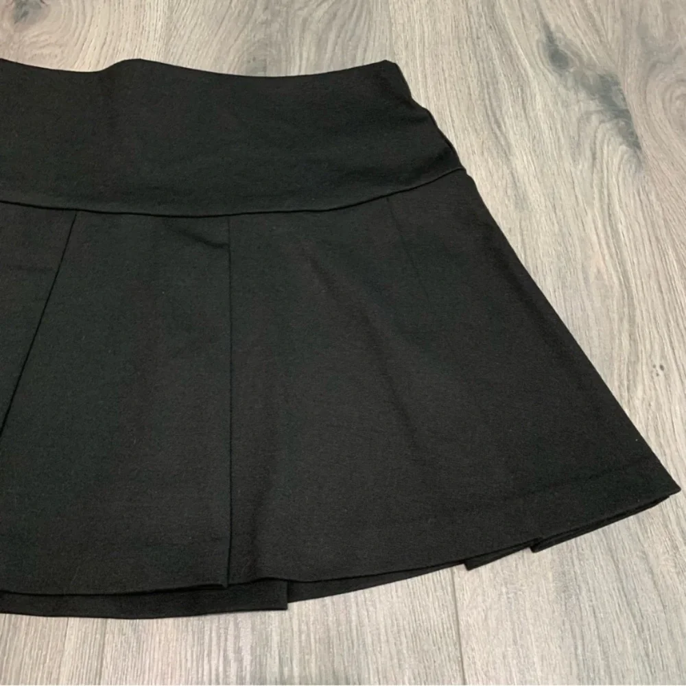 BCBGENERATION Mini Skirt - Picture 3 of 7